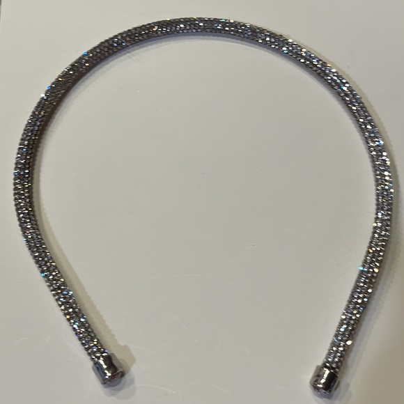 Hair Bands for Ladies - Picture 2 of 2